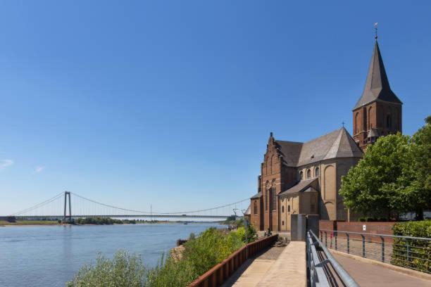 Ferienwohnung Am Rheinpark Еммеріх Екстер'єр фото